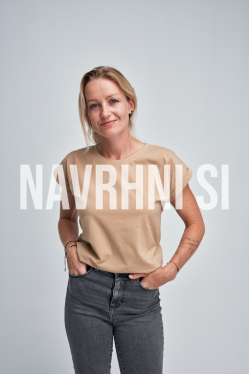 VOLNÉ TRIKO - LATTE