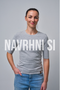 TRIKO S DELŠÍM RUKÁVKEM...